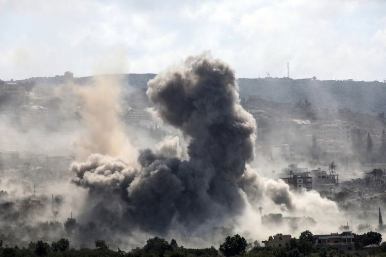 Wave of Zionist strikes kill 12 in Lebanon