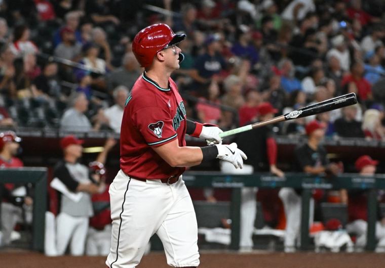 D-backs edge Phillies 1-0, climb back into playoff spot