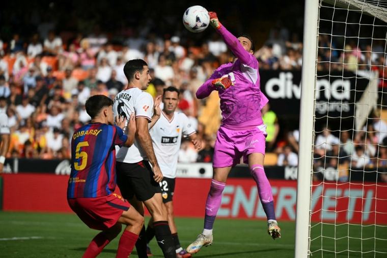 Yamal hits double as ‘nearly perfect’ Barca thrash Valencia
