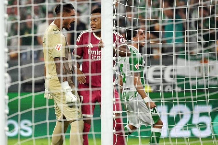 Mbappe misses penalty as Parrott sinks Real Madrid
